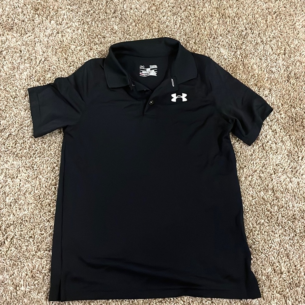 Black UA Short-Sleeved Collared Shirt - Size Large